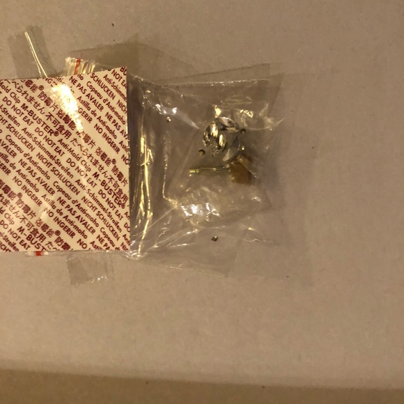 NIB Badgley Mischka satin rhinestone high heels - Picture 8 of 16